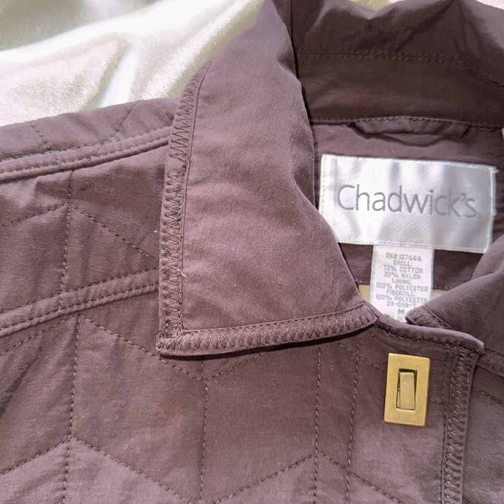 Chadwick’s Brown Barn Jacket Brown Quilted Soft Velour Fleece Lined Toggles Sz M - Picture 8 of 12